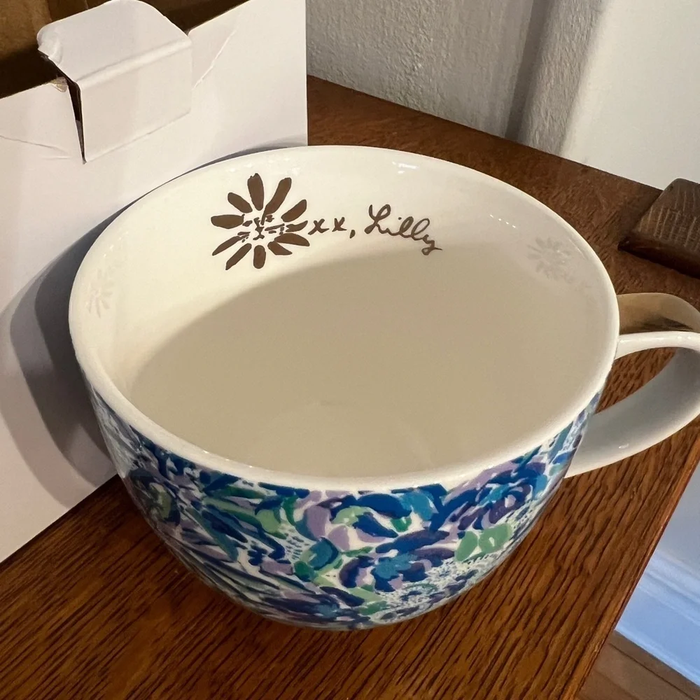 Floral Blue and White Mug